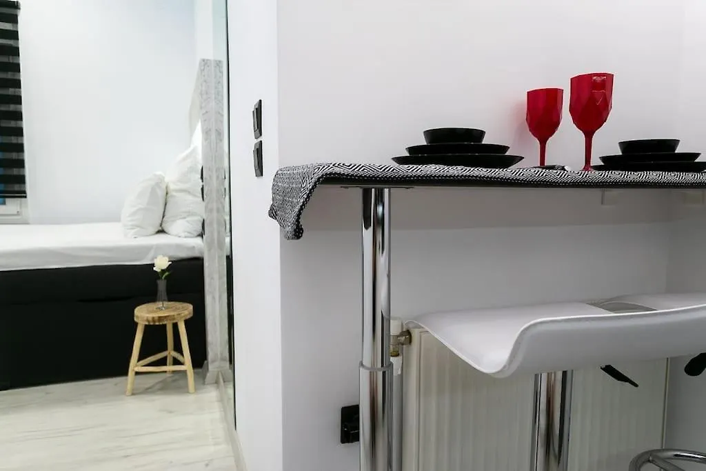 Μarble Suite. 40Sqm Center. Gas Heating. Private Entrance.Secured24H Θεσσαλονίκη Ελλάδα