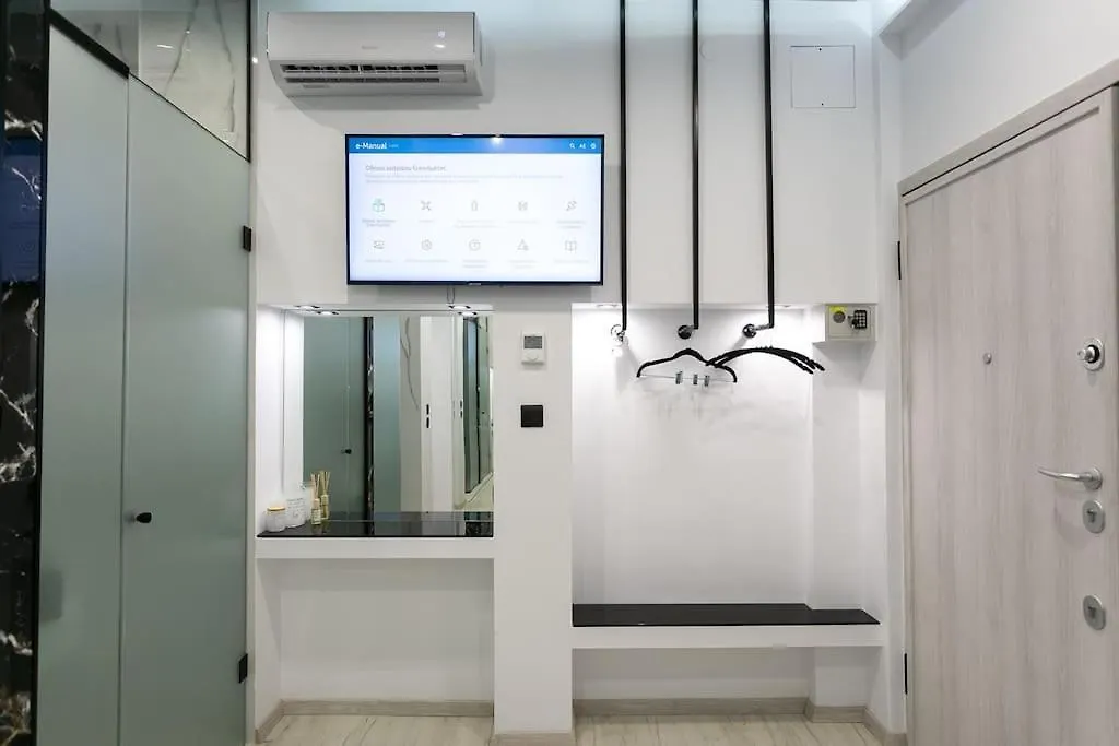 Μarble Suite. 40Sqm Center. Gas Heating. Private Entrance.Secured24H Θεσσαλονίκη
